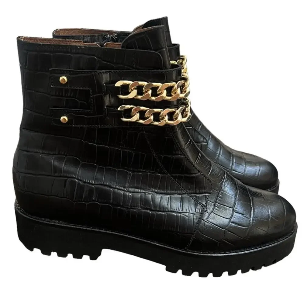 NWOT Women’s Andre Assous Petunia Black Boots – Sz 9